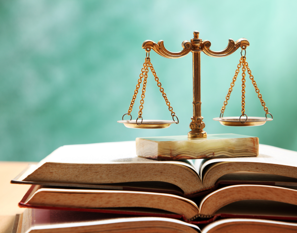 — 法律<strong>諮詢</strong> —